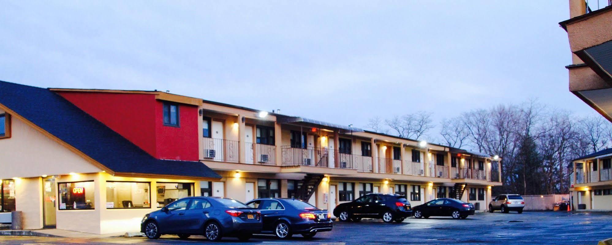 Inn At Jericho Екстериор снимка
