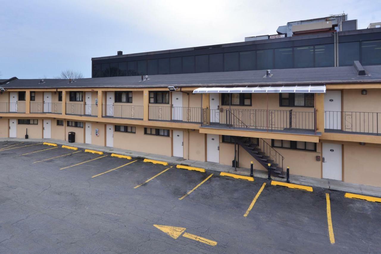 Inn At Jericho Екстериор снимка